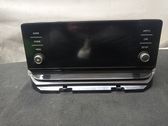 Radio / CD-Player / DVD-Player / Navigation