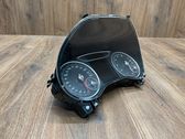 Geschwindigkeitsmesser Cockpit