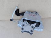 Engine mount vacuum valve