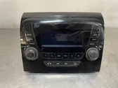 Panel / Radioodtwarzacz CD/DVD/GPS