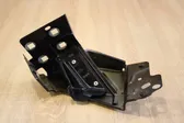 Fender mounting bracket