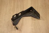 Fender mounting bracket