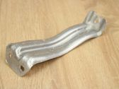 Fuel tank mounting bracket