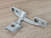 Tailgate/trunk/boot hinge