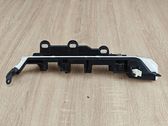 Autres pièces compartiment moteur