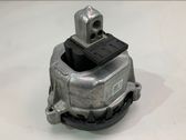 Engine mount vacuum valve