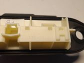 Tailgate opening switch