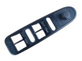 Wing mirror switch