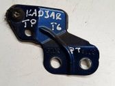 Rear bumper mounting bracket