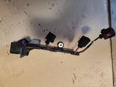 Fuel injector wires