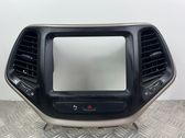 Radio/GPS head unit trim