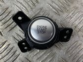 Bouton poussoir de démarrage du moteur