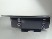 Radio / CD-Player / DVD-Player / Navigation