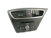Radio / CD-Player / DVD-Player / Navigation