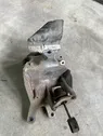 Engine mounting bracket