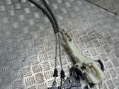 Cerradura de puerta trasera