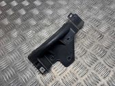 Rear bumper mounting bracket