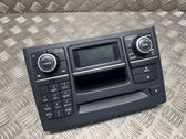 Radio/CD/DVD/GPS head unit