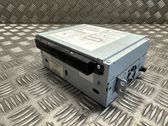 Radio / CD-Player / DVD-Player / Navigation