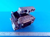Engine mount bracket