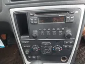 Radio/CD/DVD/GPS-pääyksikkö