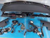 Airbag set with panel