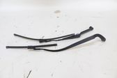 Windshield/front glass wiper blade