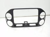 Radio/GPS head unit trim