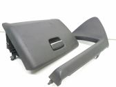 Glove box