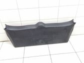 Takaluukun alaosan verhoilu