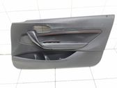 Revestimiento de puerta delantera