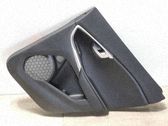 Moldura del tarjetero de la puerta trasera