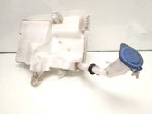 Windshield washer fluid reservoir/tank
