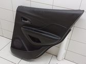 Moldura del tarjetero de la puerta trasera