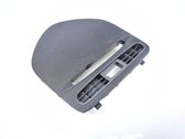 Cache enceinte centrale