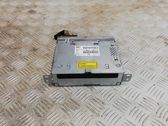 Radio / CD-Player / DVD-Player / Navigation