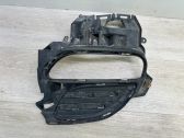 Verkleidung Nebelscheinwerfer / Gitter vorne