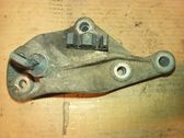 Engine mounting bracket