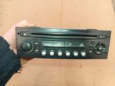 Radio / CD-Player / DVD-Player / Navigation