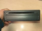 Radio / CD-Player / DVD-Player / Navigation
