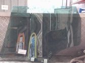 Rear door window glass
