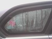 Заднее боковое стекло кузова