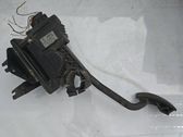 Accelerator throttle pedal