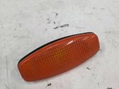 Feu clignotant répétiteur d'aile avant