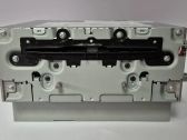 Radio / CD-Player / DVD-Player / Navigation