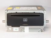 Radio / CD-Player / DVD-Player / Navigation