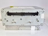 Radio / CD-Player / DVD-Player / Navigation