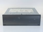 Radio / CD-Player / DVD-Player / Navigation