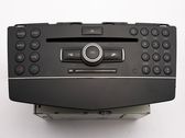 Radio / CD-Player / DVD-Player / Navigation