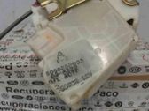 Cerradura de puerta delantera